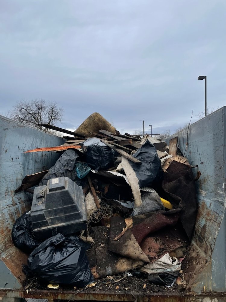 Garbage collected by Bank of Idaho Community Crew